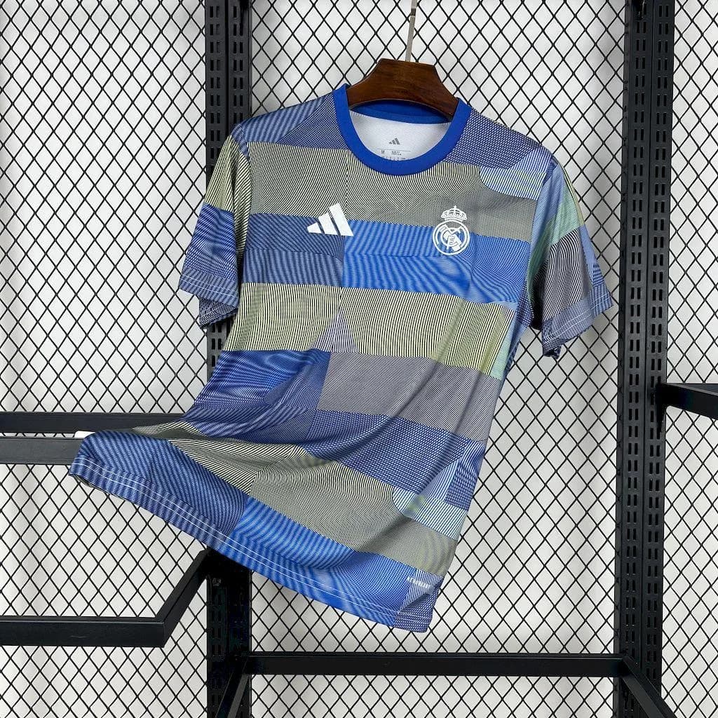 Maillot Real Madrid concept 2025-26 #4