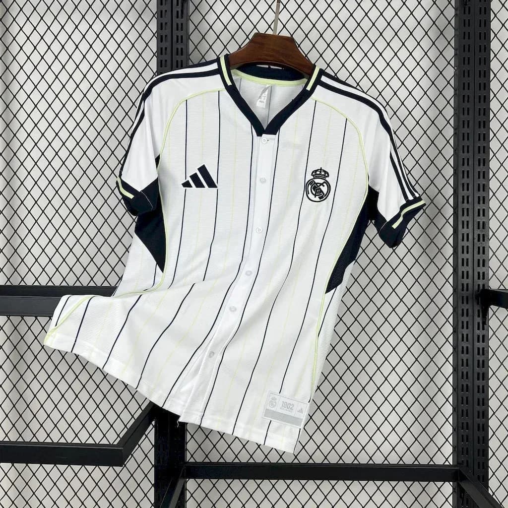 Maillot Real Madrid concept 2025-26 #18