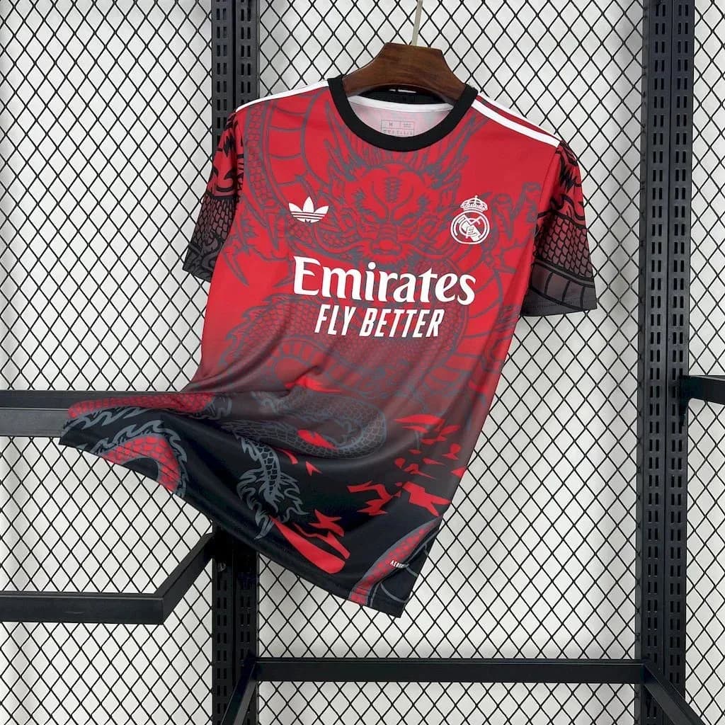 Maillot Real Madrid foot concept rose 2024 2025 #1