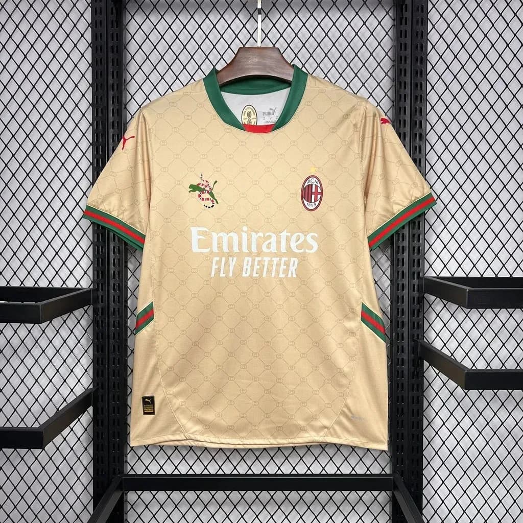 Maillot  AC Milan concept GUCCI 2024/25