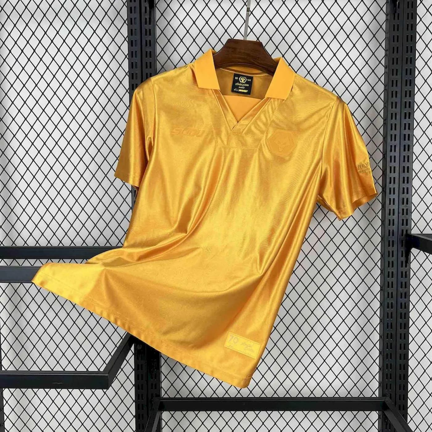 Maillot Wolves concept 2025-26